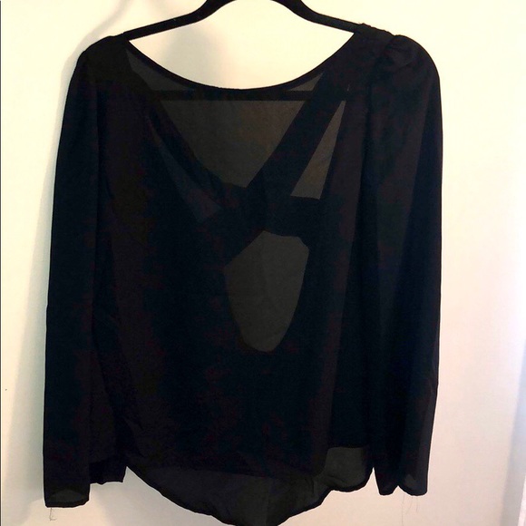 Tobi Tops - NEVER WORN Sexy Tobi long sleeve black blouse